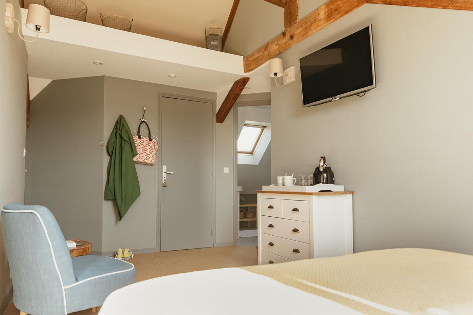 Le Clos Poulain Petits Gites De Charme Et Chambres D'Hotes Familiales Au Calme Proche Bayeux Et Des Plages Nonant エクステリア 写真